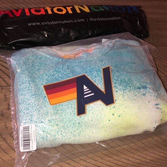 NWT AV Nation Artist 👩🎨 Collection Crop Lightweight Cotton Blend Sweatshirt - Picture 13 of 16